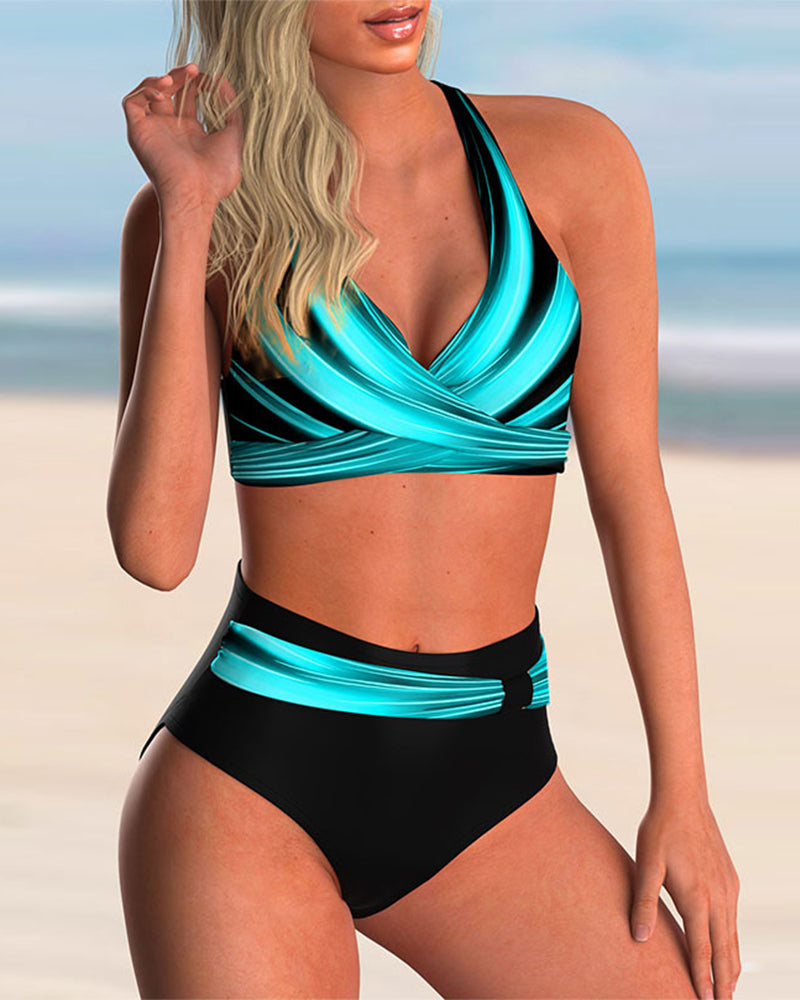 Wiktoria | Zestaw bikini z detalami w kroku i nadrukiem