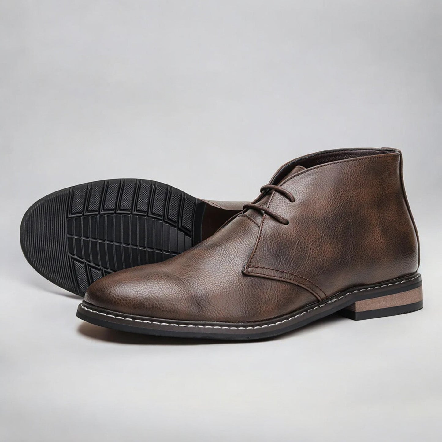 Herold | Ponadczasowe buty Chukka