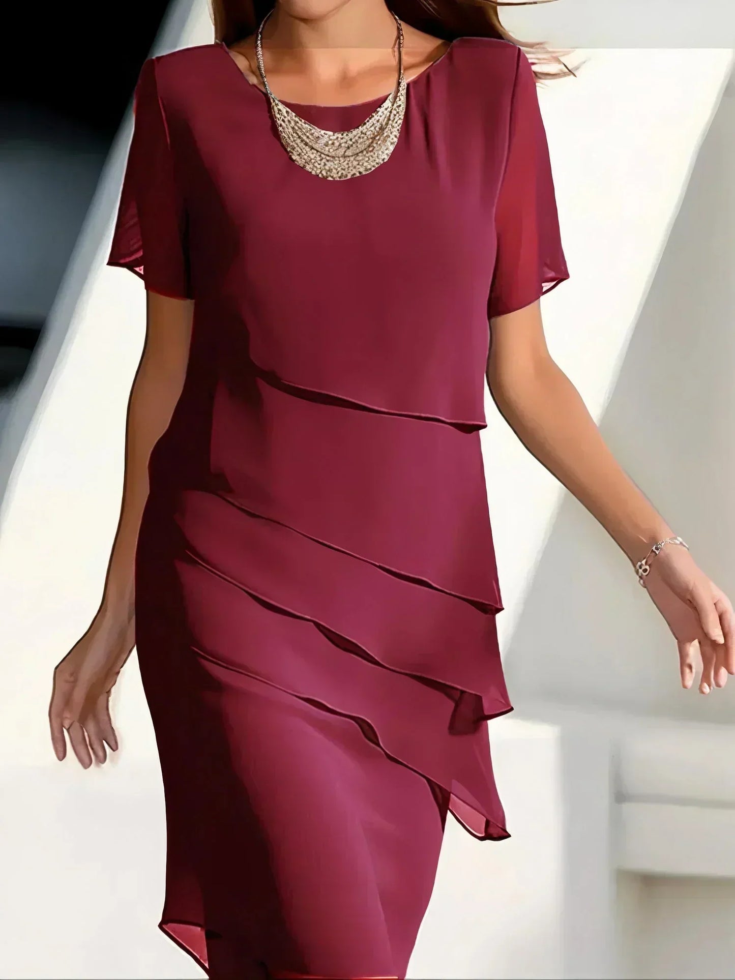 Eva - Elegancka sukienka z warstwami