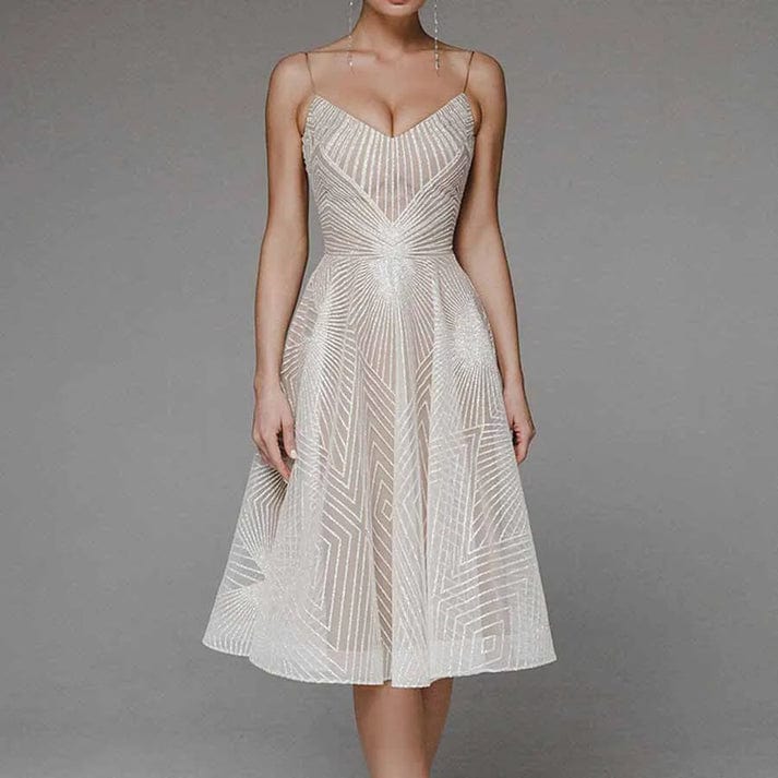Lucy | Elegancka sukienka z odkrytymi plecami