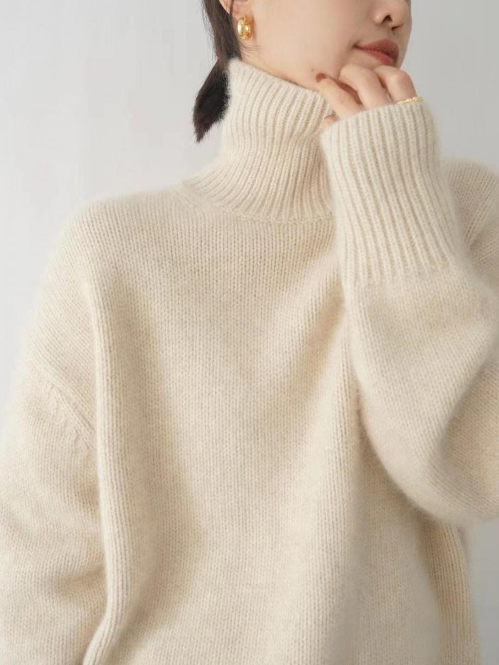 Lara™ | Kaszmirowy sweter z golfem